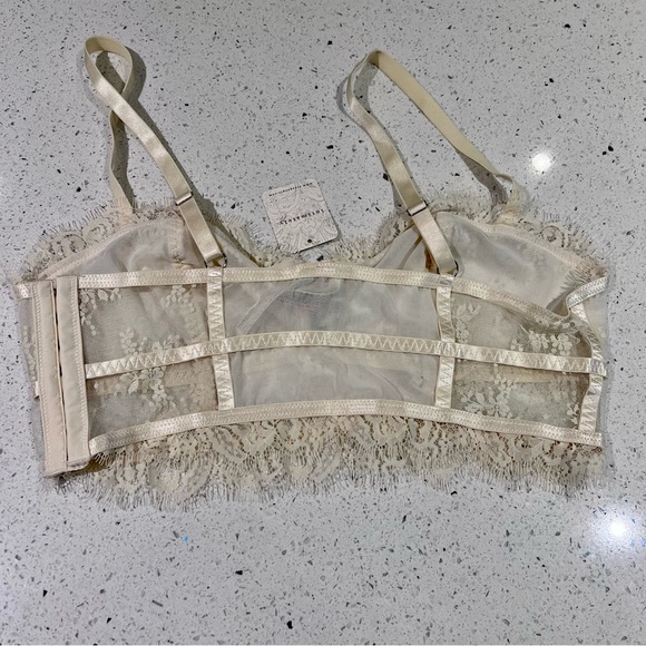 NWT FREE PEOPLE layer in lace BUSTIER TOP - Picture 5 of 6